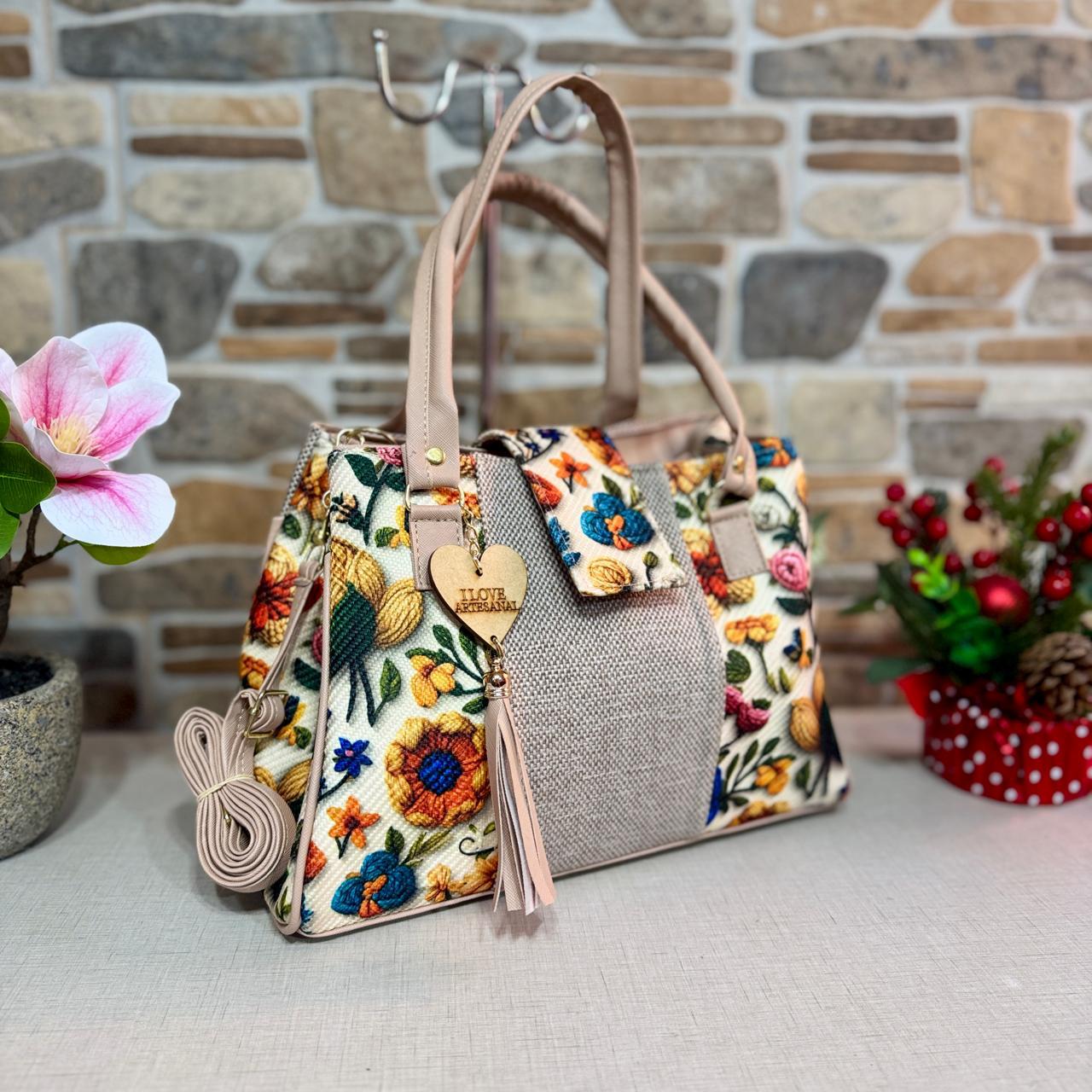 Bolsa Artesanal Floral con Estampado Mexicano