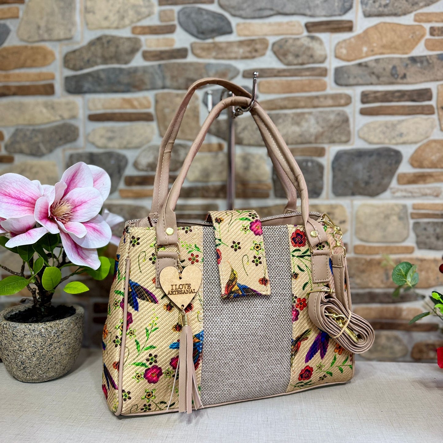 Bolsa Artesanal Floral con Estampado Mexicano
