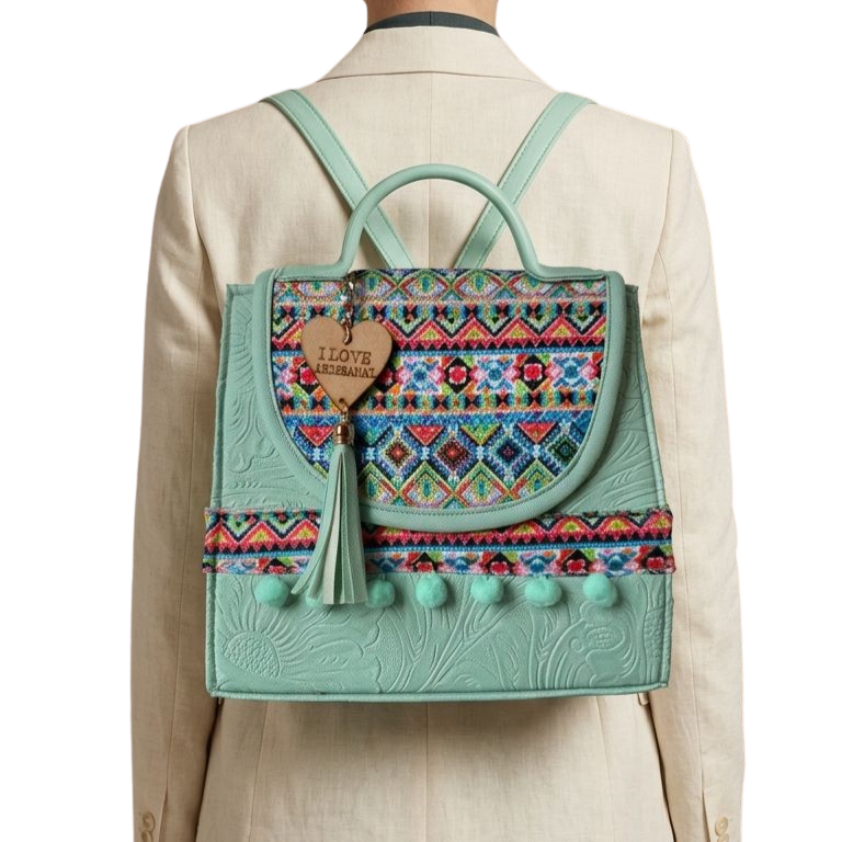 Bolsa Artesanal Verde Menta Bordado Geométrico | Bolso 3 en 1 Mochila y Crossbody